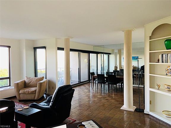 5th image of 1 Lake Shore Blvd Suite 1508