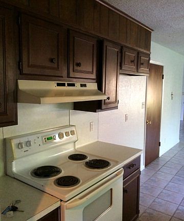 4th image of 1565 Mockingbird Ln