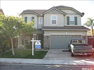 3rd image of 2400 Gibralter Ln