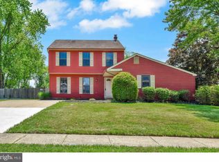 24 Pheasant Dr, Sicklerville, NJ 08081