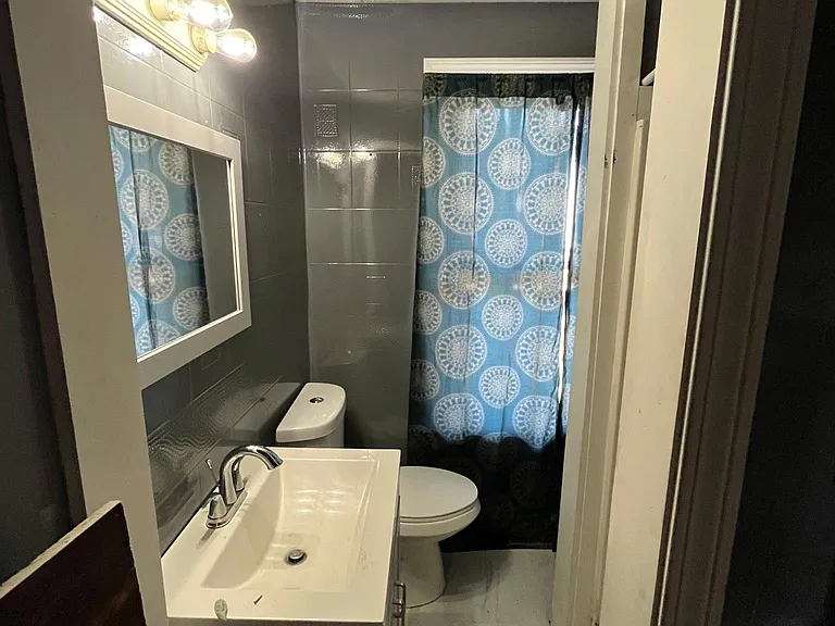 178 Nichols St #1-B — Photo 2
