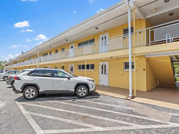 2155 Wood St APT B24, Sarasota, FL 34237