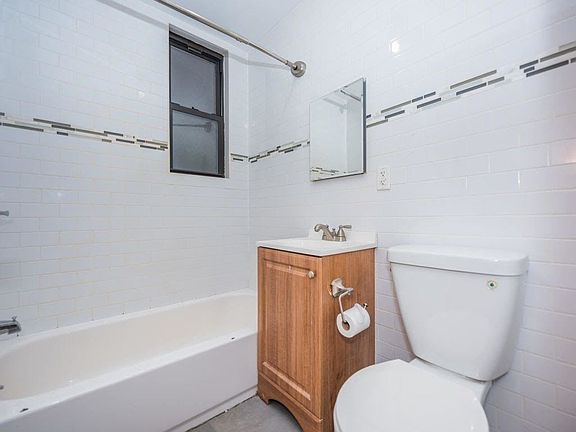 5th image of 31-38 34th St #1D
