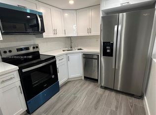 Kings Creek South, Miami, FL 33143