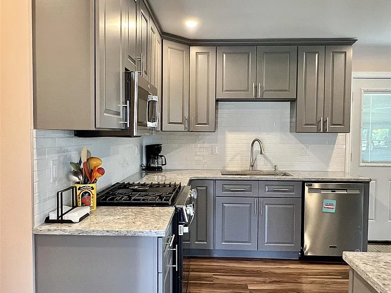 7 Mindy Ln — Photo 7