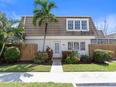 4366 Hazel Avenue #D, Palm Beach Gardens, FL, 33410