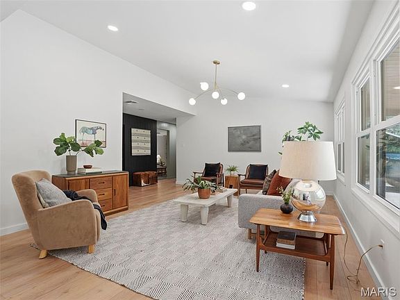 2nd image of 2501 Trossock Ln