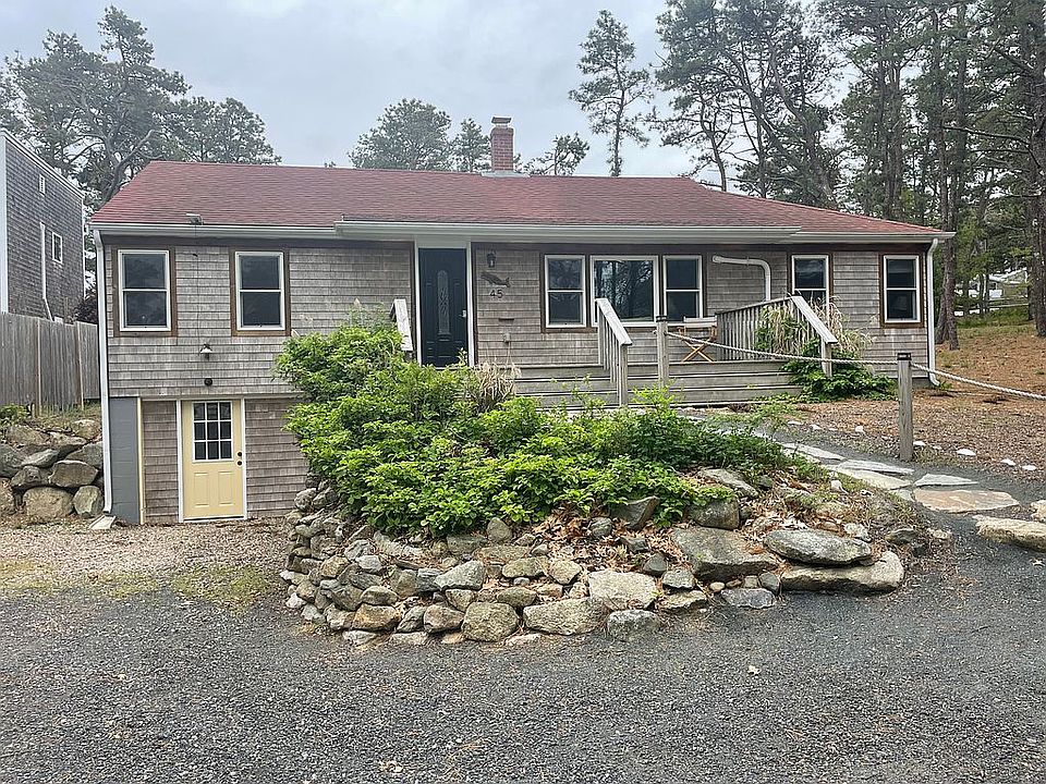 2nd image of 45 Indian Neck Rd
