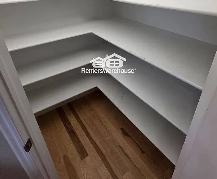 281 Himalaya Ave — Photo 4