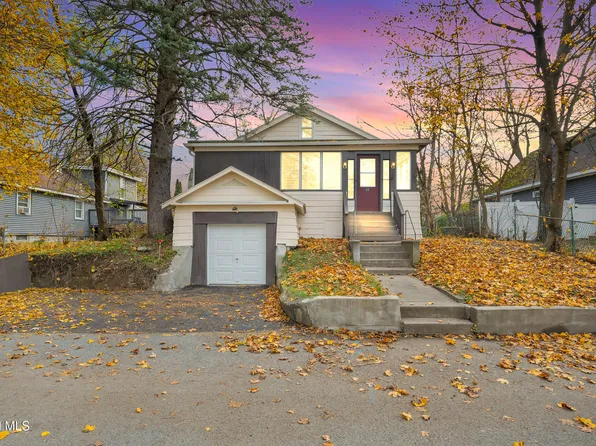 17 Avenue A, Troy, NY 12182