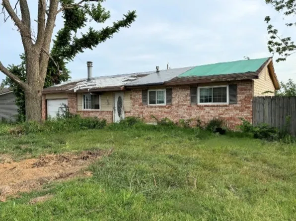 1307 W Beech Dr, Rogers, AR 72756