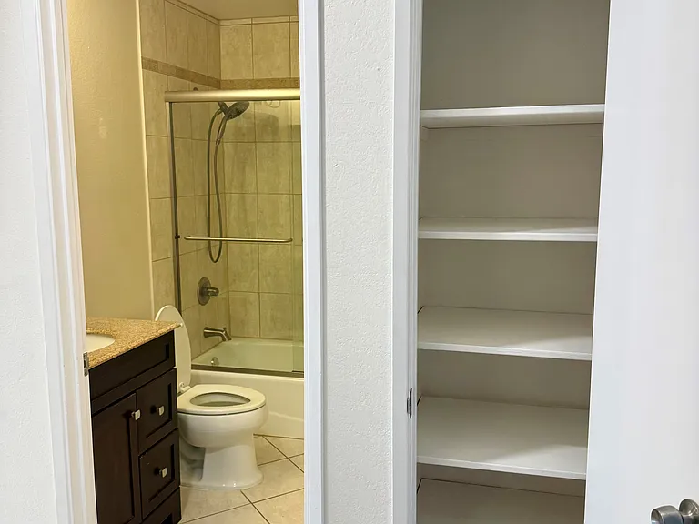 2214 Almaden Rd #B — Photo 10