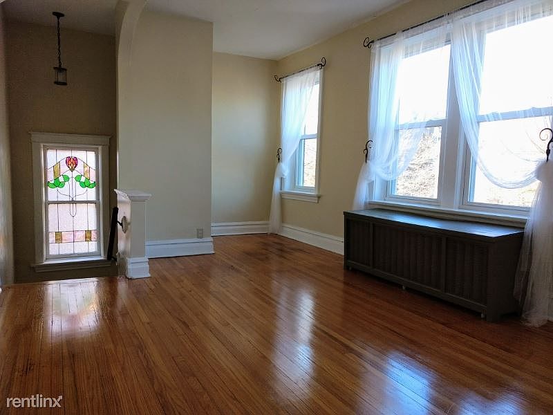 1st image of 4454A Castleman Ave