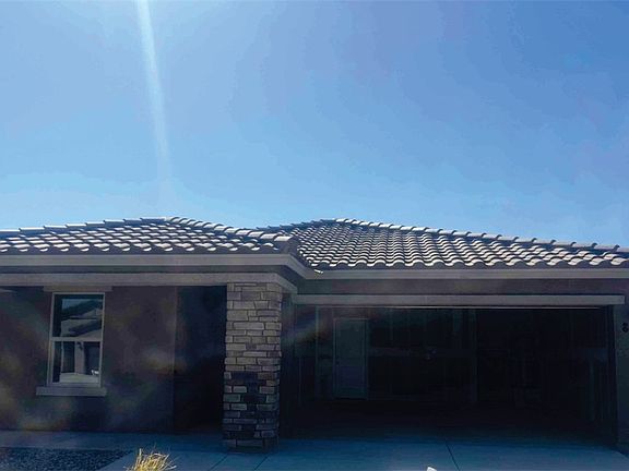 2nd image of 873 Hoffman Drive