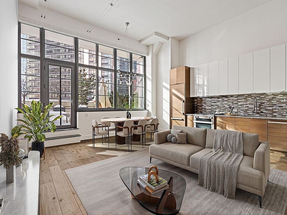 1st image of 27-28 Thomson Ave #608