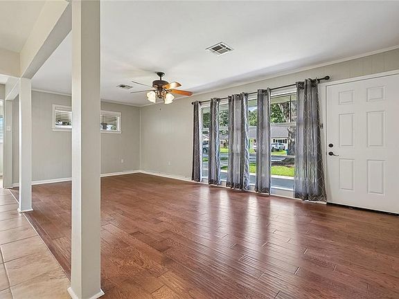 4th image of 318 Talbot Dr
