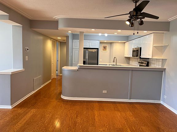 4th image of 4619 Kings Walk Dr