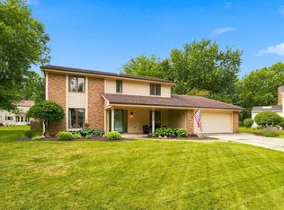 8112 Tewksbury Ct, Fort Wayne, IN 46835