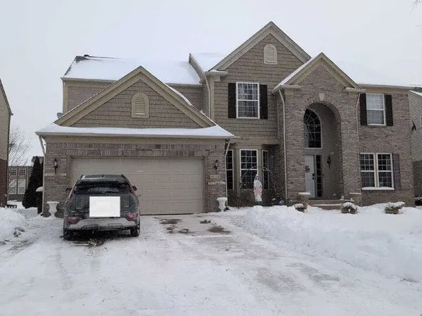 49208 Brooklyn, Utica, MI 48317