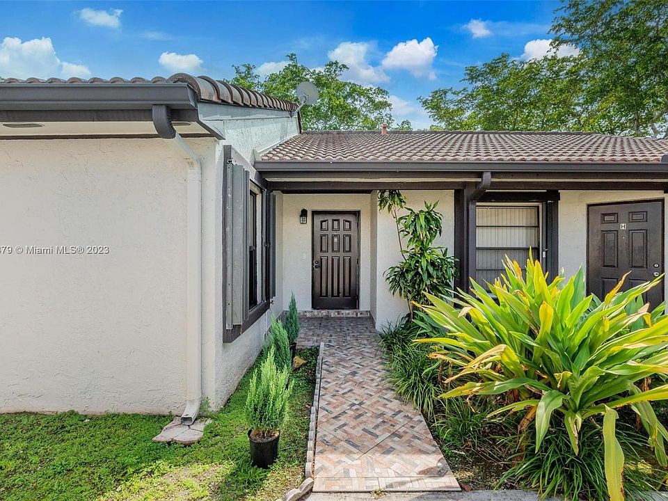 1st image of 15270 SW 45th Ter #G-61