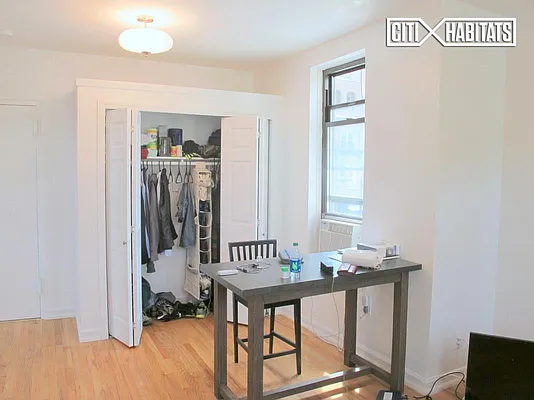 Rented by Citi Habitats | media 23