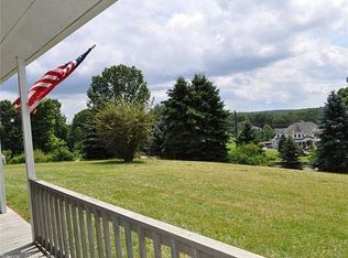 42 Mount Nebo Rd, Newtown, CT 06470