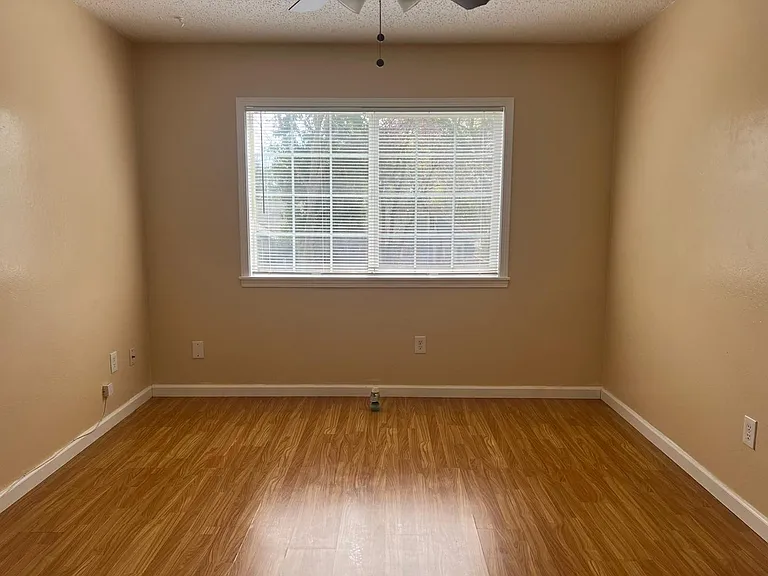 331 Alhambra Blvd — Photo 23