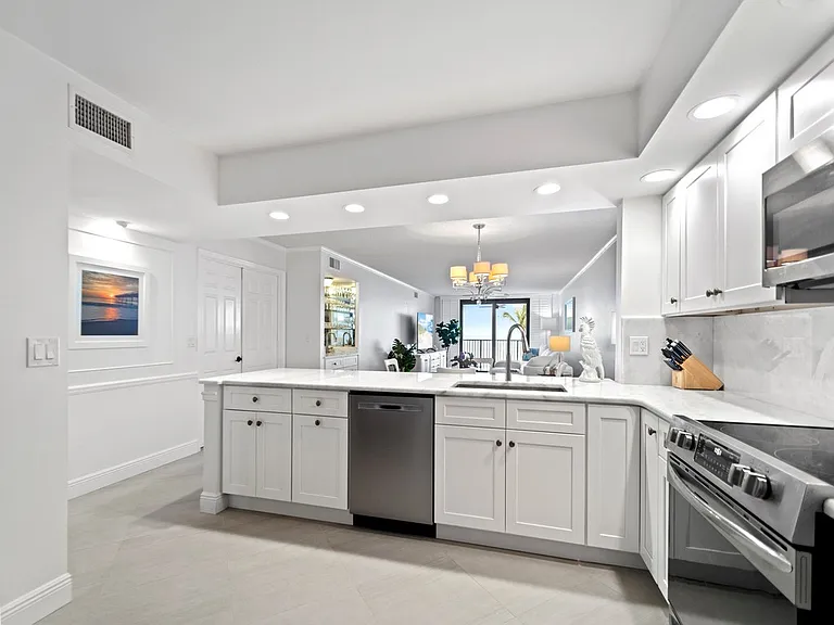 4800 Highway A1A #209 — Photo 12