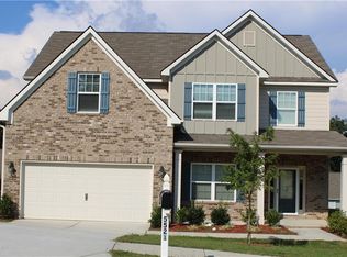 5521 Valley Loop, Fairburn, GA 30213