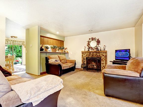 3rd image of 6712 111th St E #6714