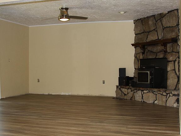 3rd image of 7856 S Willowcrest Cir #2