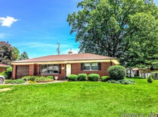 220 Brittany Ln, Belleville, IL
