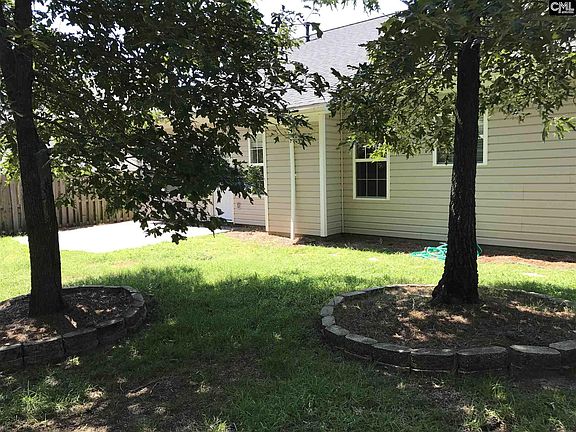 4th image of 217 Twin Oaks Ln