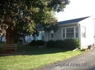 223 N Stanton St, Bluffs, IL 62621