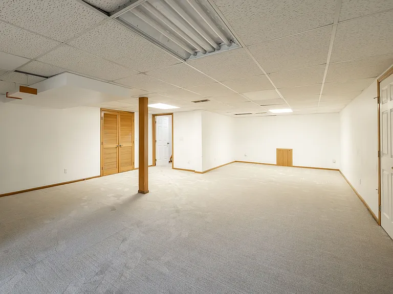 5751 Som Center Rd — Photo 27