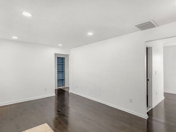 3rd image of 27440 Six Points Rd #Sf