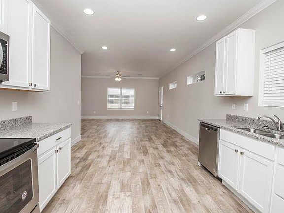 5th image of 735 Sundial Way