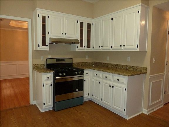 4th image of 1885 Grouse Ct