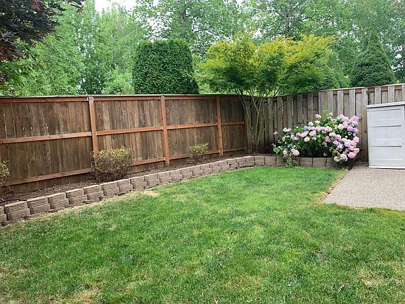 2nd image of 2936 NE 13th Dr