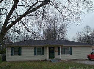 421 N Main St, Scottsburg, IN 47170