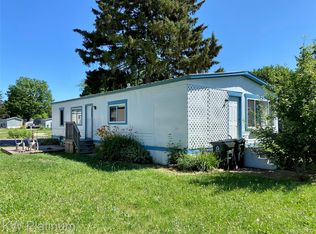 25 Canary Hill Dr, Orion, MI