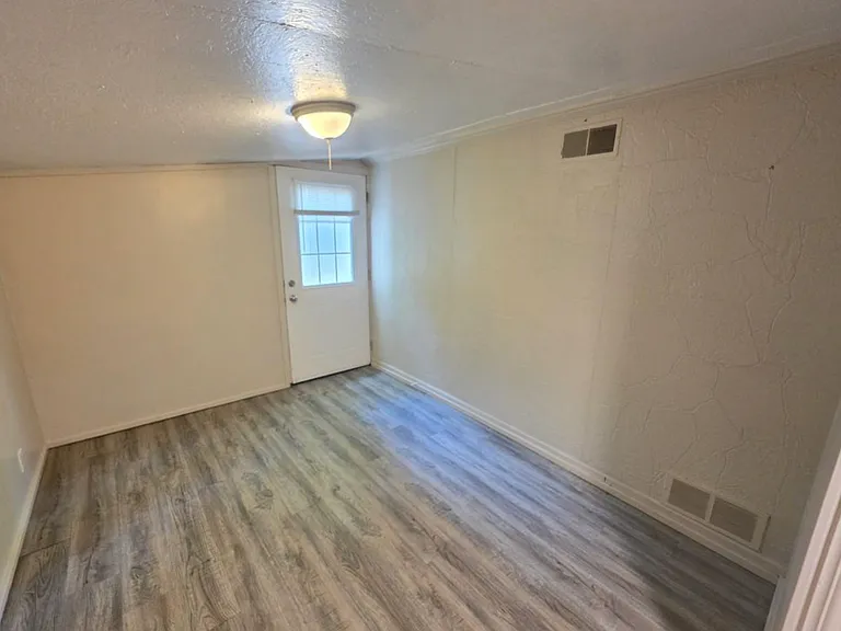 428 La Rosh Street Ct — Photo 6