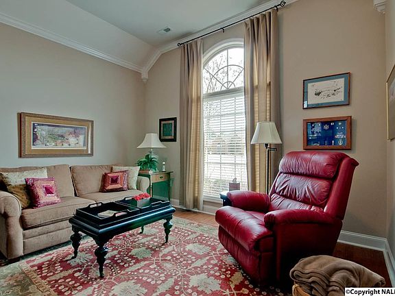 4th image of 4602 Talbot Dr SE