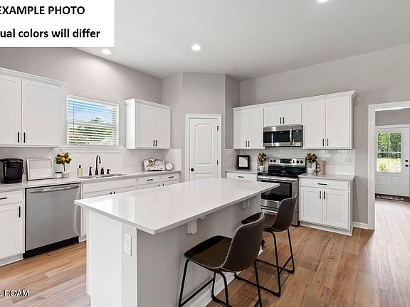 3rd image of 175 Weaver Way
