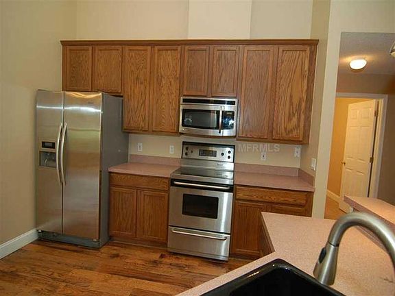5th image of 137 Norris Pl