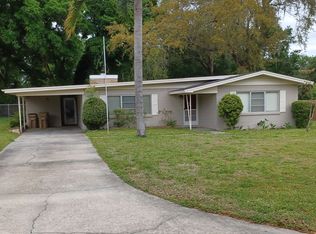 1635 Sunset Cir, Mount Dora, FL 32757
