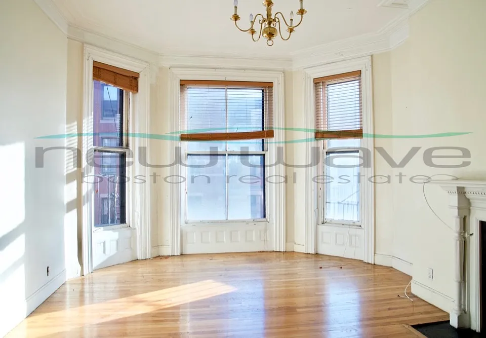 206 Commonwealth Ave #6