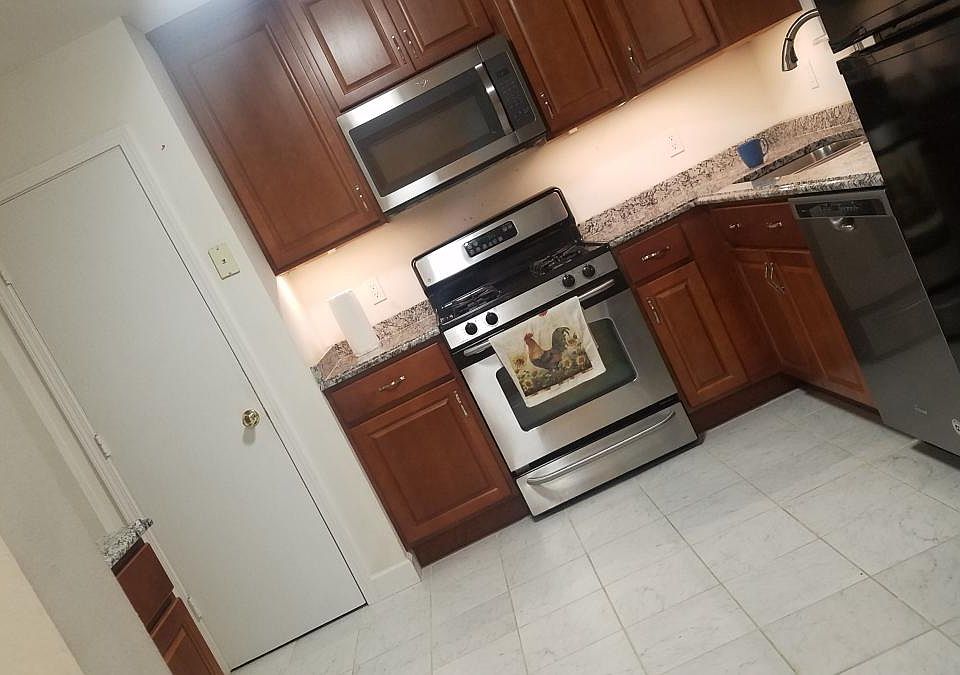 1st image of 12463 Marine Ave