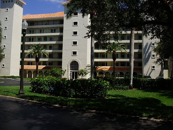 2nd image of 4801 Osprey Dr S APT 203