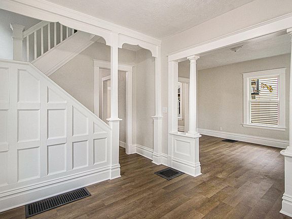 4th image of 920 Egleston Ave
